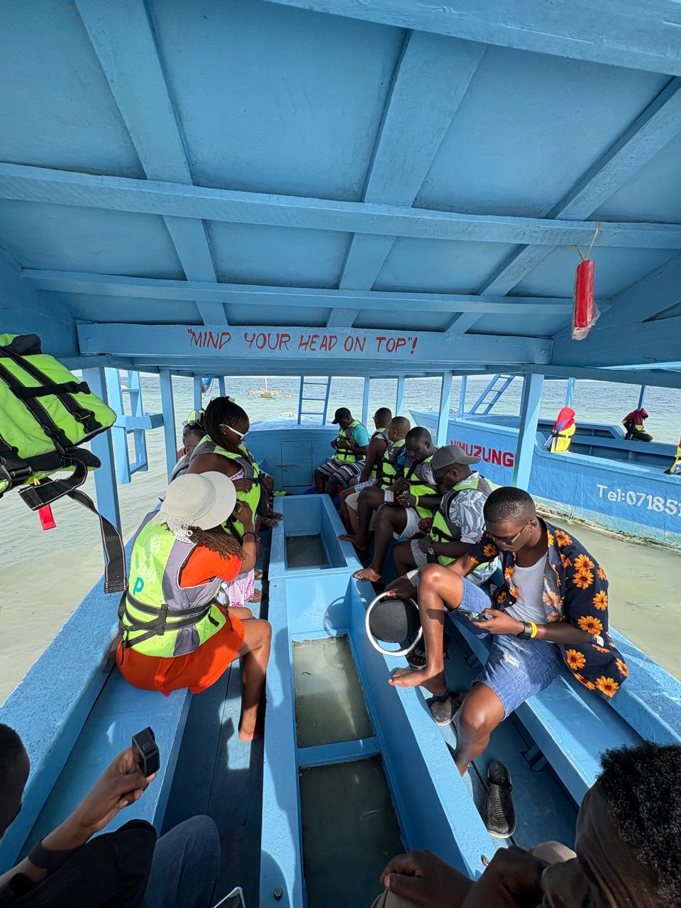 Glass Bottom Boat Experience gallery image 6